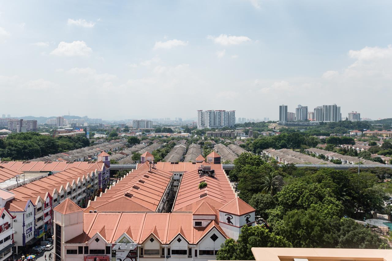 W Studio Resort Suites Petaling Jaya Extérieur photo